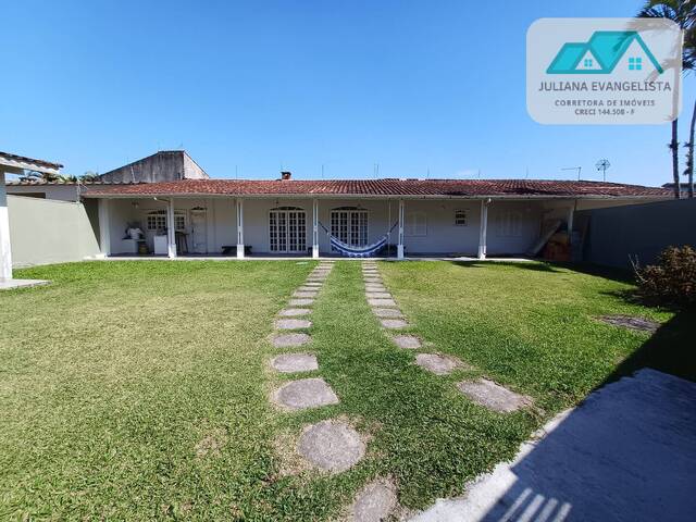 Casa para Locação em Caraguatatuba - 2