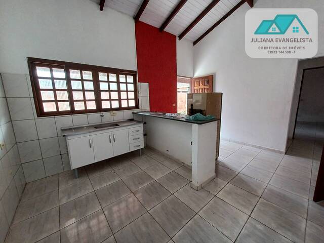 #272 - Casa para Locação em Caraguatatuba - SP