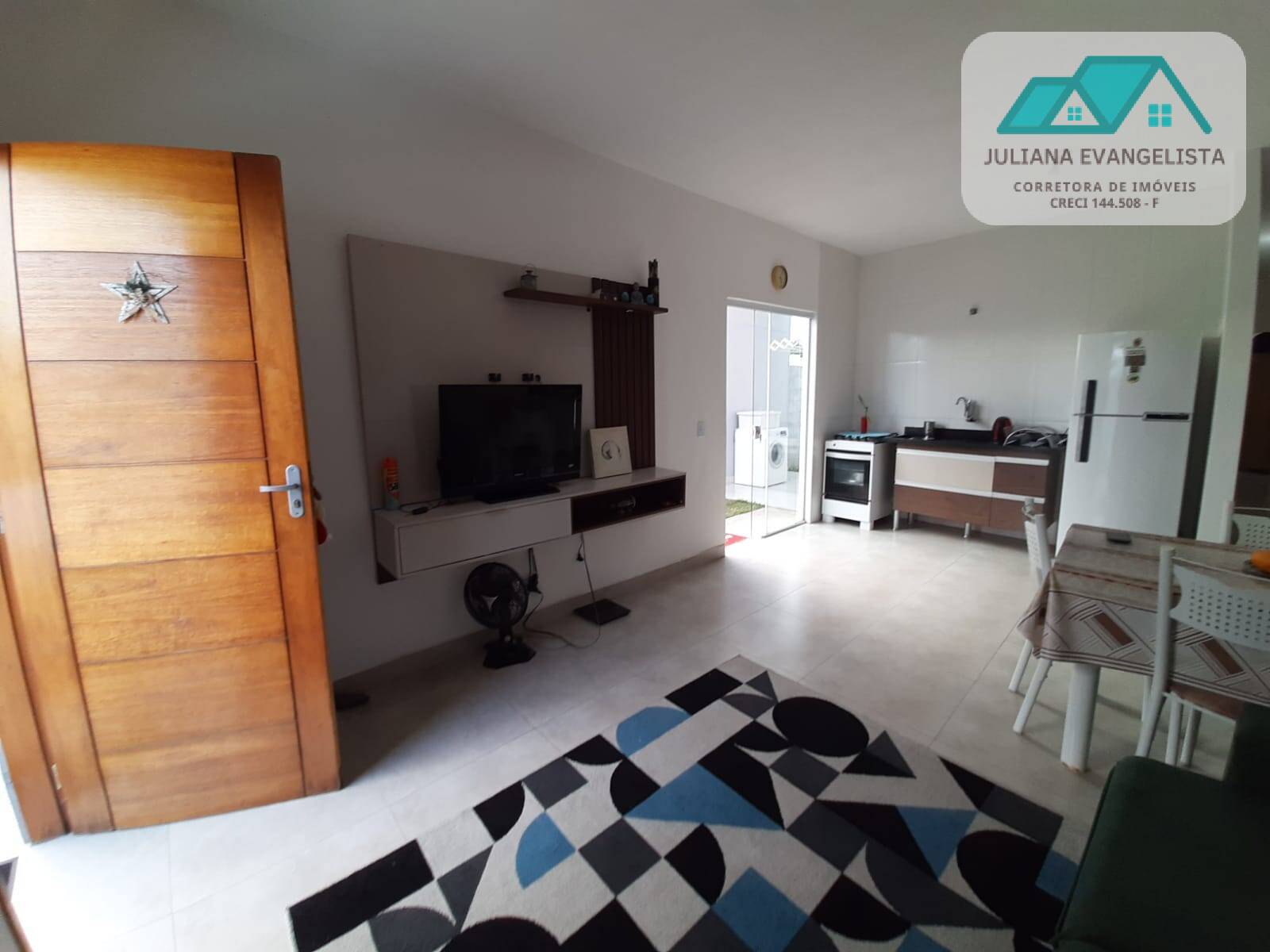 Casa à venda e aluguel com 2 quartos, 60m² - Foto 1