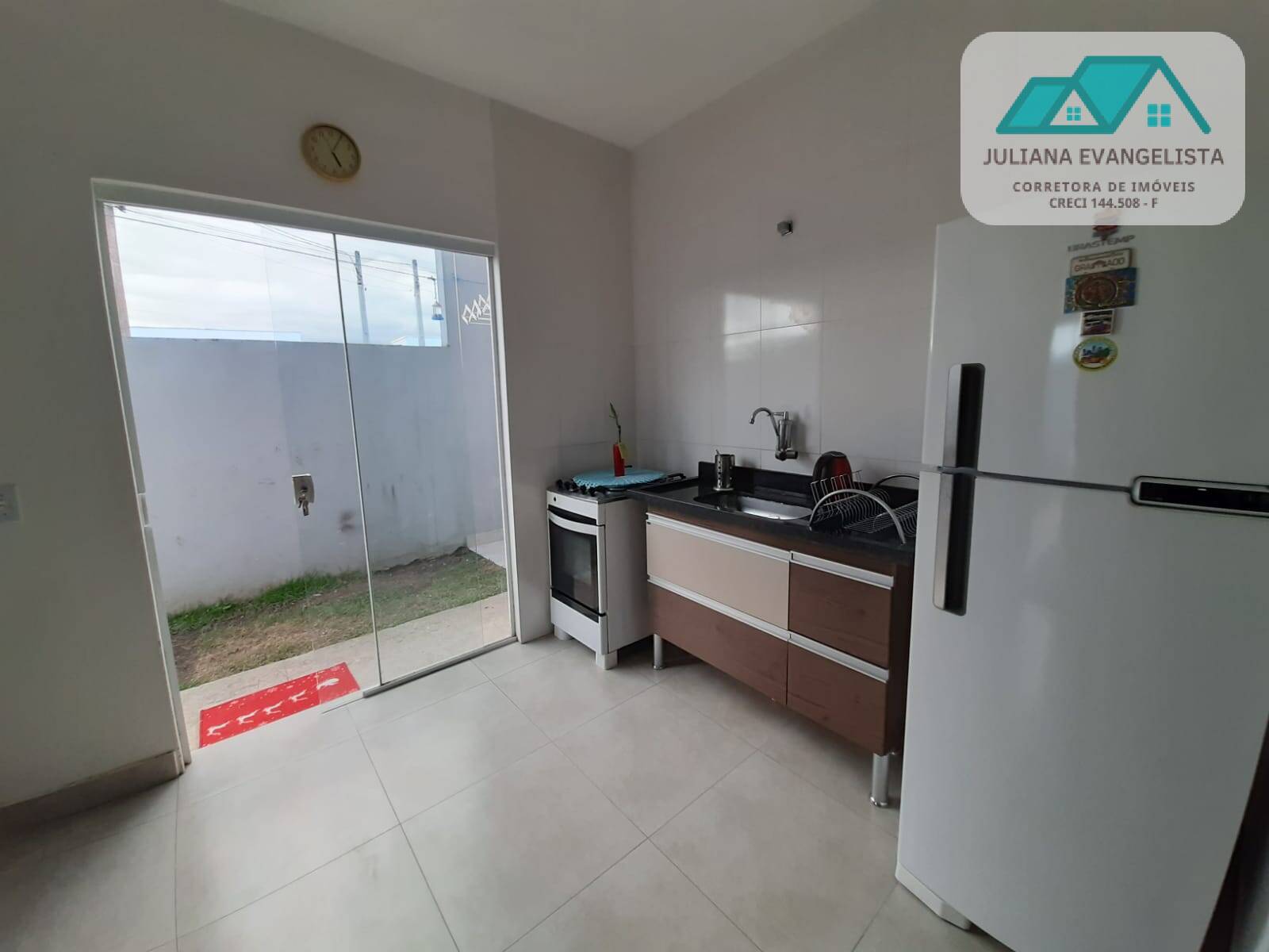 Casa à venda e aluguel com 2 quartos, 60m² - Foto 14